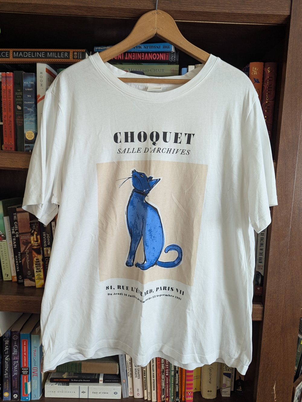 H&M White Graphic Tee with Blue Cat Print